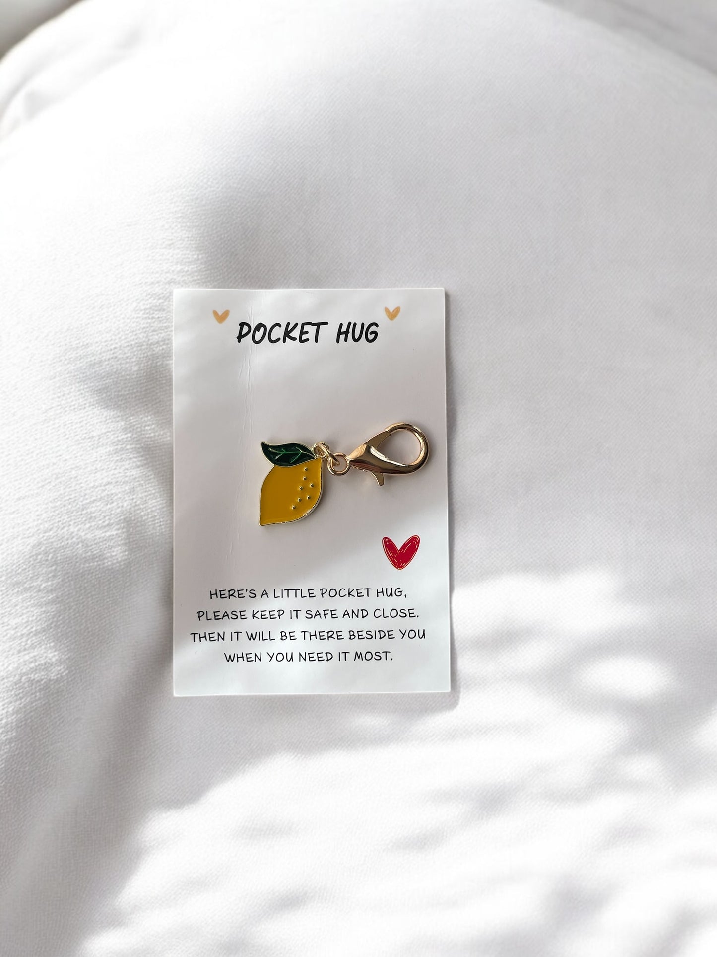 POCKET HUG