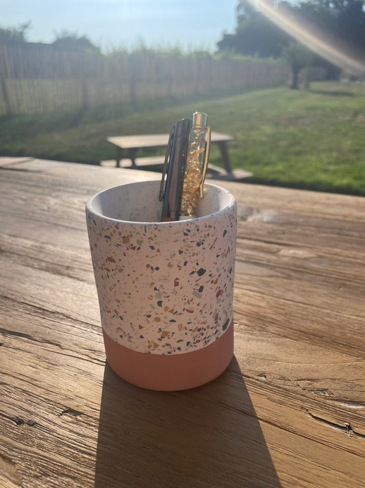 PENNENHOUDER | Terrazzo